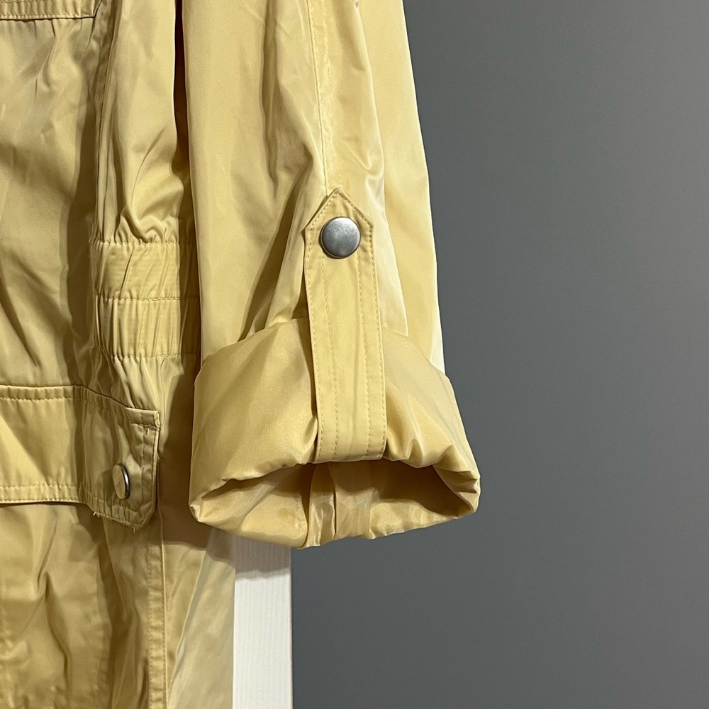 Zenergy by Chico’s Pale Yellow 1990s Utility Jacket with Elastic Waist | 16 - Picture 5 of 12